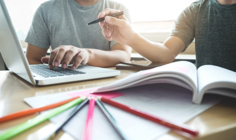 Descubre quiénes son los estudiantes que optan por el Bachillerato virtual en México