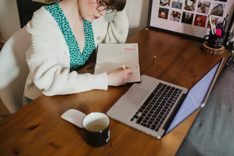 Materias del Bachillerato en línea: ¿Cuántas son y qué debes saber?
